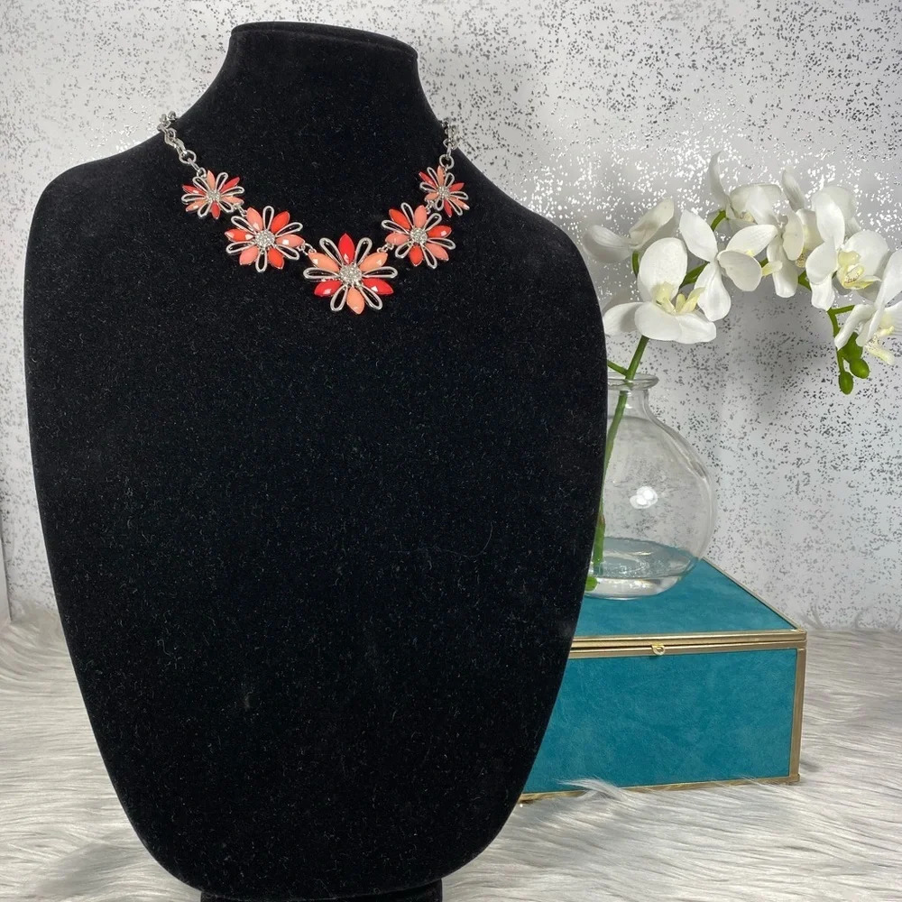 🆕 Color Brand Pink & Red Flower Fashion Necklace